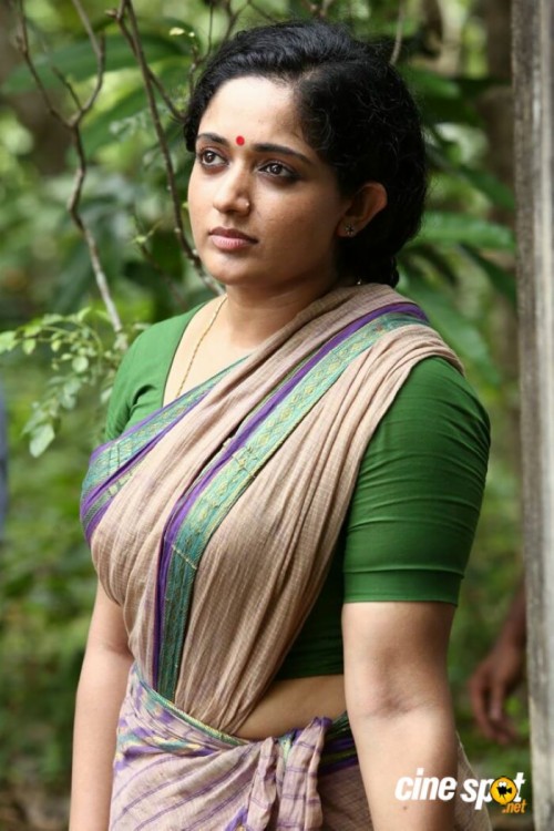 Kavya Madhavan Hot Amp Sizzling Wallpapers Full Hd - Actress Kavya ...