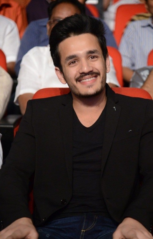 Akhil Akkineni Photo Gallery (#1420825) - HD Wallpaper & Backgrounds ...