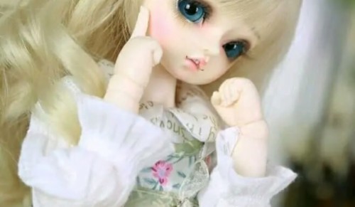 cute doll whatsapp dp