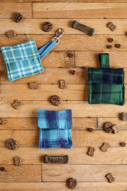 tommy hilfiger dog bed