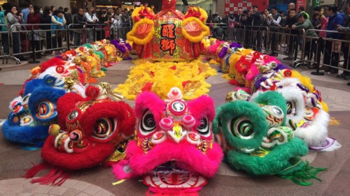 Hong Kong's 'lions' Dance For Prosperity - Chinese Lions Dance 