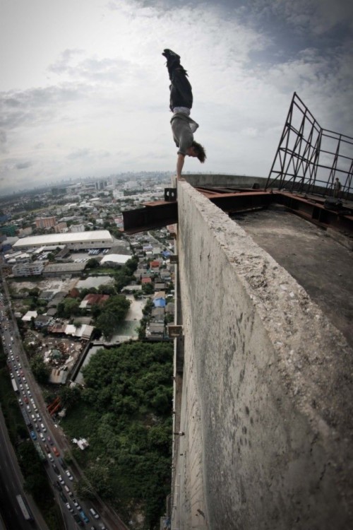 List Of Free Parkour Wallpapers Download Itl Cat