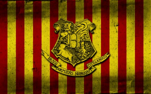 Hogwarts Crest (#2379756) - HD Wallpaper & Backgrounds Download