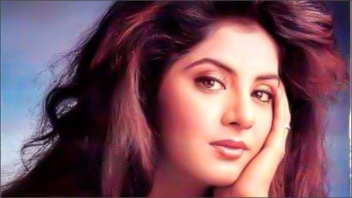 Divya Bharti 3087571 Hd Wallpaper And Backgrounds Download