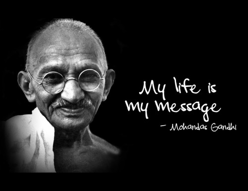 Mahatma Gandhi With Charkha (#3112605) - HD Wallpaper & Backgrounds ...