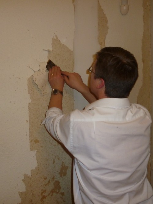 Wall Still Covered In Woodchip Wallpaper (#3122963) - HD Wallpaper