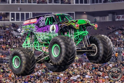 Grave Digger Monster Truck Wallpaper Cave Rhpinterestcom - Monster ...