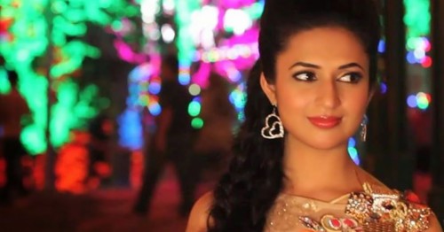 Divyanka Tripathi (#494144) - HD Wallpaper & Backgrounds Download