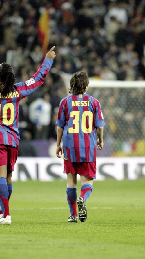 A Wallpaper Showing The Bond Between Messi And Ronaldinho, - Ronaldinho ...