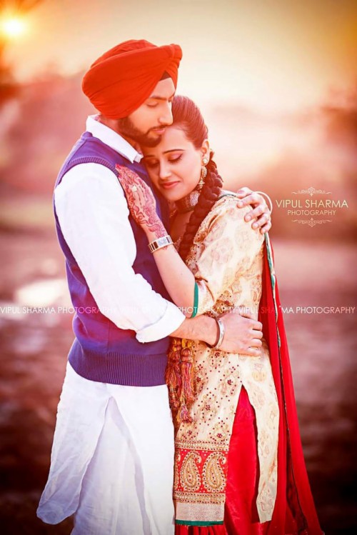 4K wallpaper: Romantic Love Hugging Punjabi Couple Hd ...