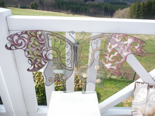 Handrail (#3247748) - HD Wallpaper & Backgrounds Download