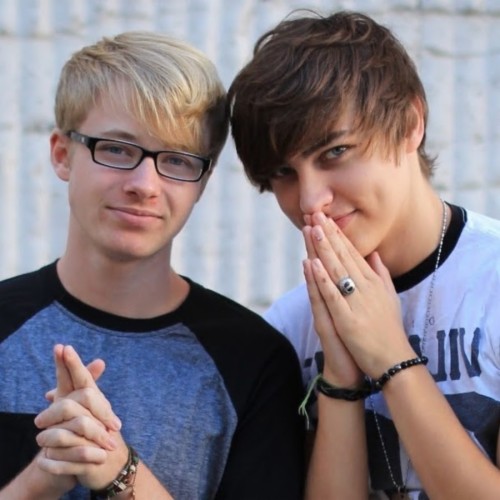 List Of Free Sam And Colby Wallpapers Download Itl Cat