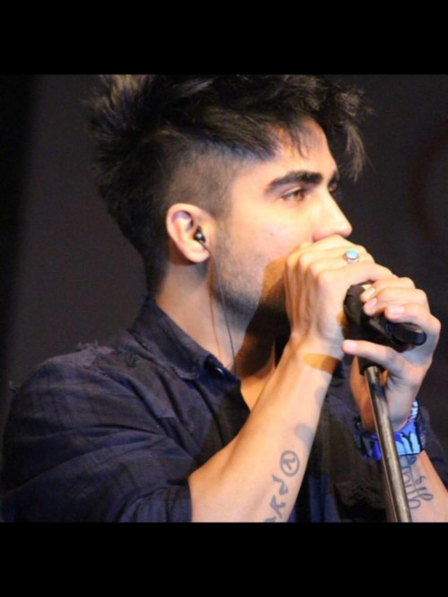 Hardy Sandhu Live At Bollywood Biistro Saah Hardy Sandhu