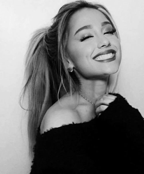 Gande Gande Wallpaper Ariana Grande 785437 Hd Wallpaper